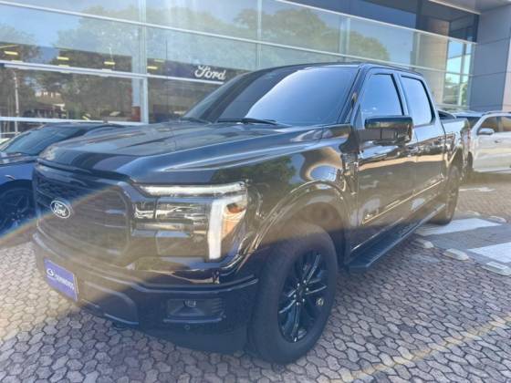 FORD F-150 5.0 V8 GASOLINA CD LARIAT BLACK FX4 AUTOMÁTICO